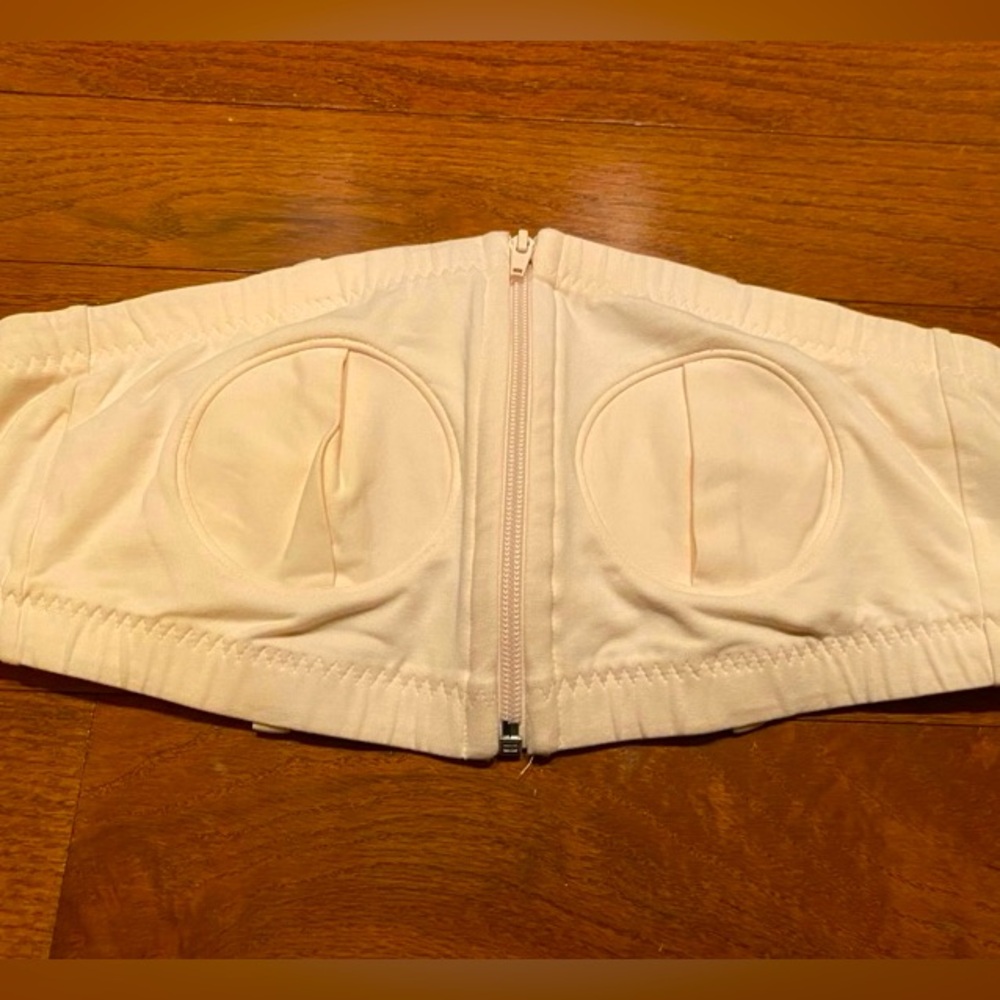 Lansinoh Hands Free Pumping Bra Size XS-L